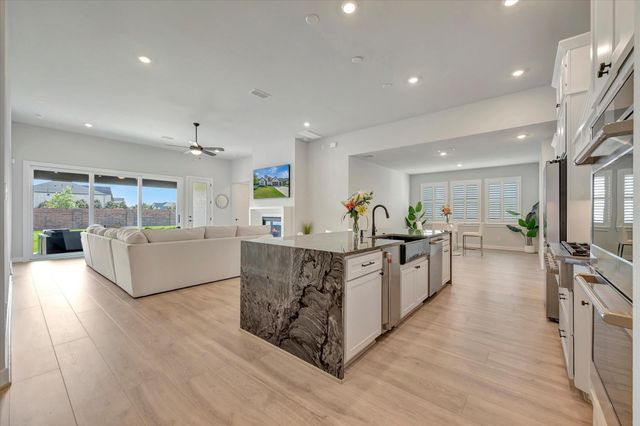 2108 Lila Sky Lane, Friendswood, TX 77546