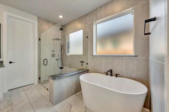 2108 Lila Sky Lane, Friendswood, TX 77546