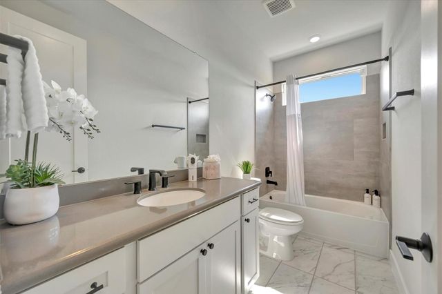 2108 Lila Sky Lane, Friendswood, TX 77546