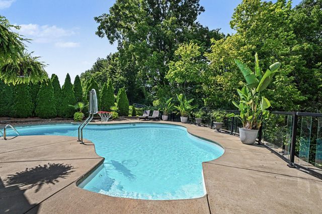 2524 Three Trees Lane, Union, KY 41091