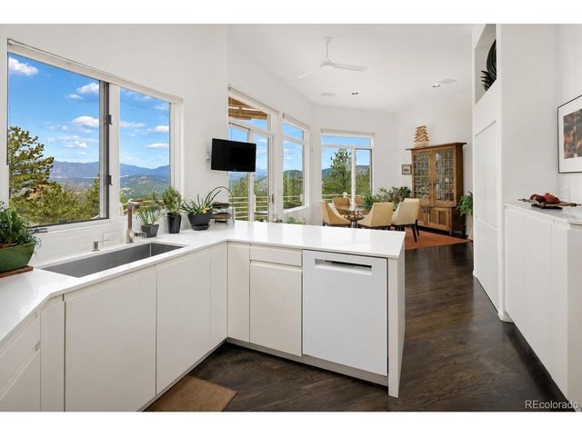 1893 Montane Dr, Golden, CO 80401