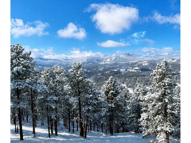 1893 Montane Dr, Golden, CO 80401