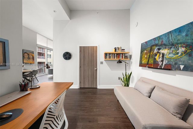 9066 SW 73rd Ct 405, Miami, FL 33156