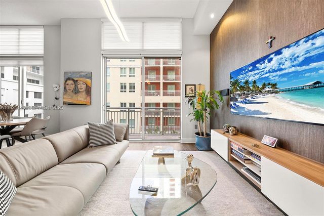 9066 SW 73rd Ct 405, Miami, FL 33156