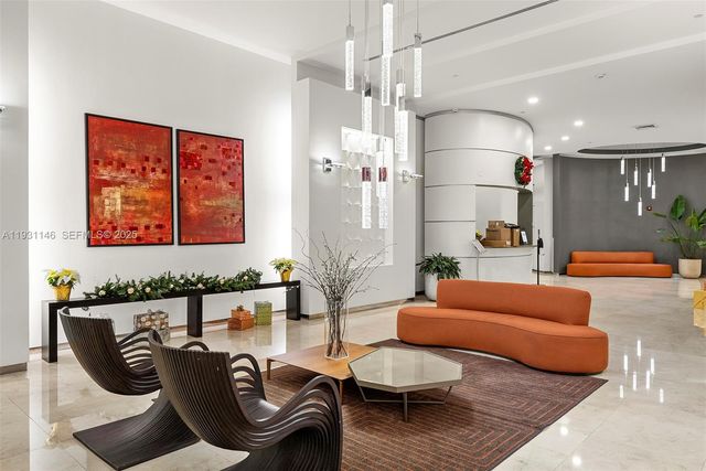 9066 SW 73rd Ct 405, Miami, FL 33156