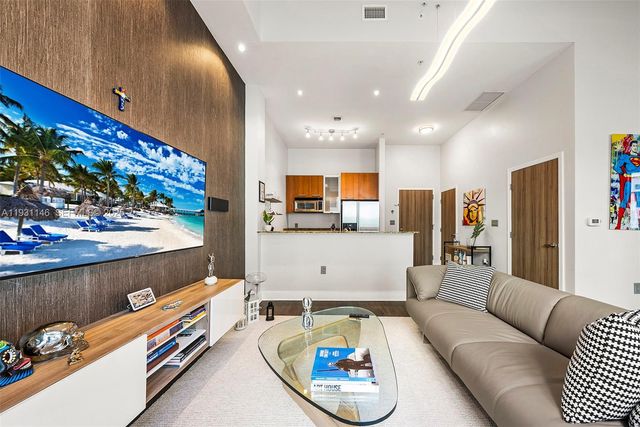 9066 SW 73rd Ct 405, Miami, FL 33156