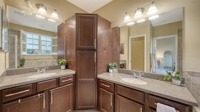 5507 NAPA DRIVE, Sarasota, FL 34243