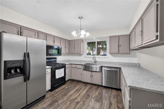 5 Griesenauer Court, O'fallon, MO 63368