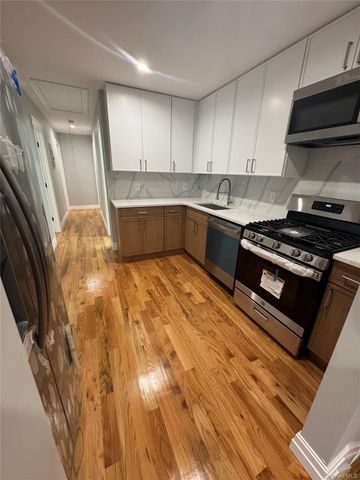 14590 226th Street, Springfield Gardens, NY 11413