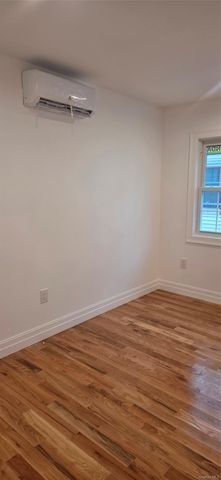 14590 226th Street, Springfield Gardens, NY 11413