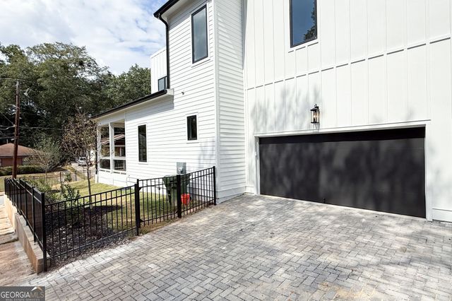 109 Flora Avenue NE, Atlanta, GA 30307