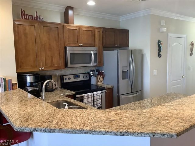 8584 Athena CT, Lehigh Acres, FL 33971