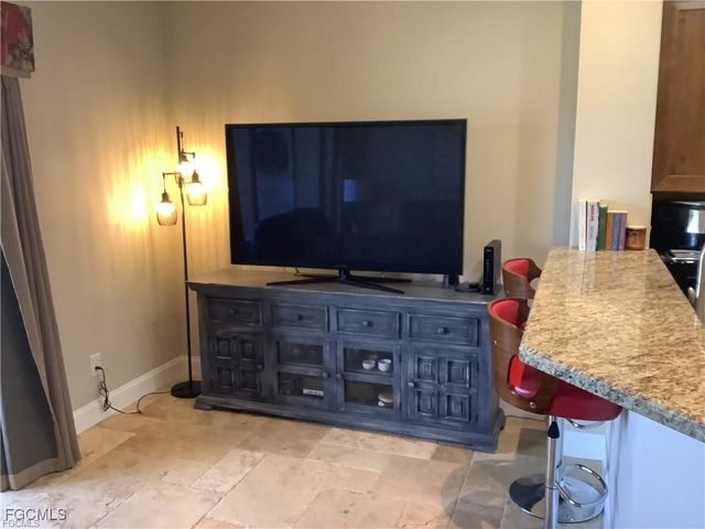 8584 Athena CT, Lehigh Acres, FL 33971