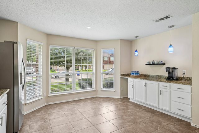 1421 Vista Ridge Drive, Forney, TX 75126