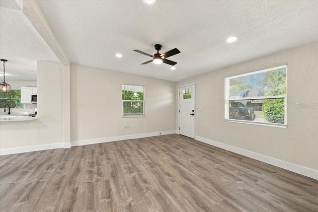 240 WESTWOOD AVENUE, Winter Haven, FL 33880