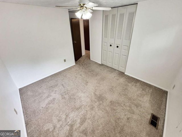 100 Roswell Farms Court, Roswell, GA 30075