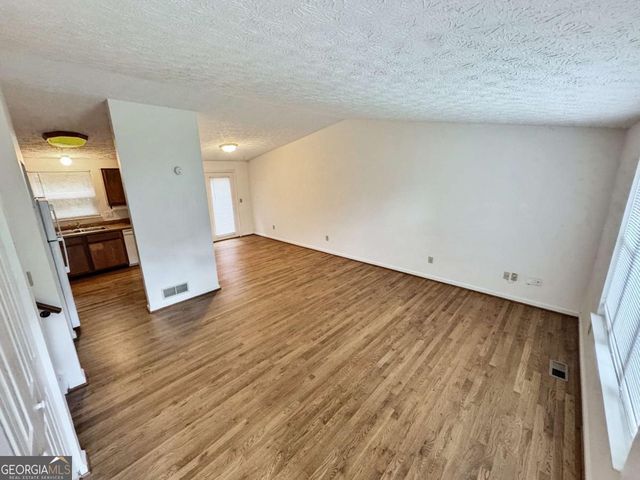 100 Roswell Farms Court, Roswell, GA 30075