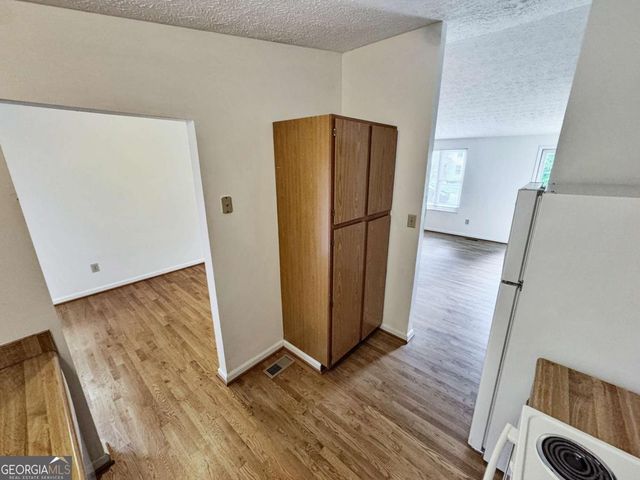 100 Roswell Farms Court, Roswell, GA 30075