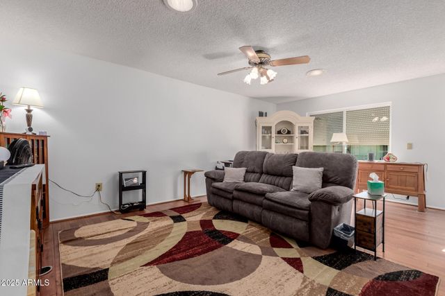 10023 W PLEASANT VALLEY Road, Sun City, AZ 85351