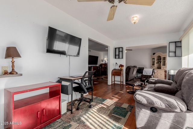 10023 W PLEASANT VALLEY Road, Sun City, AZ 85351