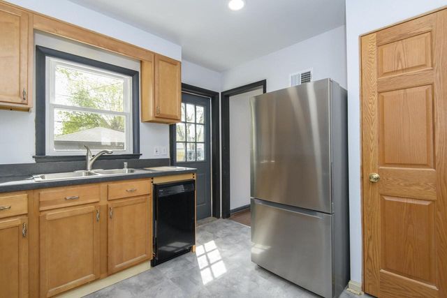 5042 19th PLACE, Milwaukee, WI 53209