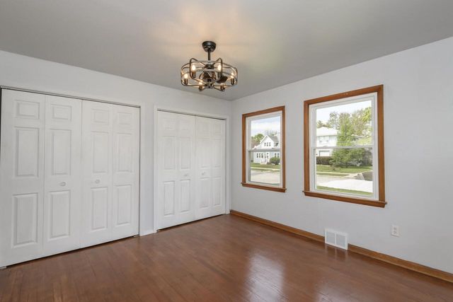 5042 19th PLACE, Milwaukee, WI 53209