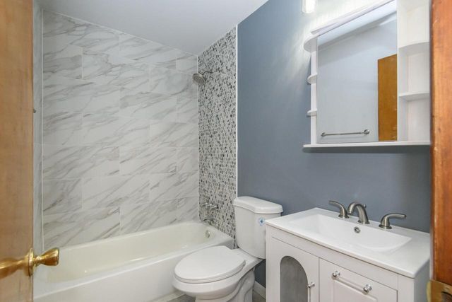 5042 19th PLACE, Milwaukee, WI 53209