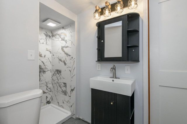 5042 19th PLACE, Milwaukee, WI 53209