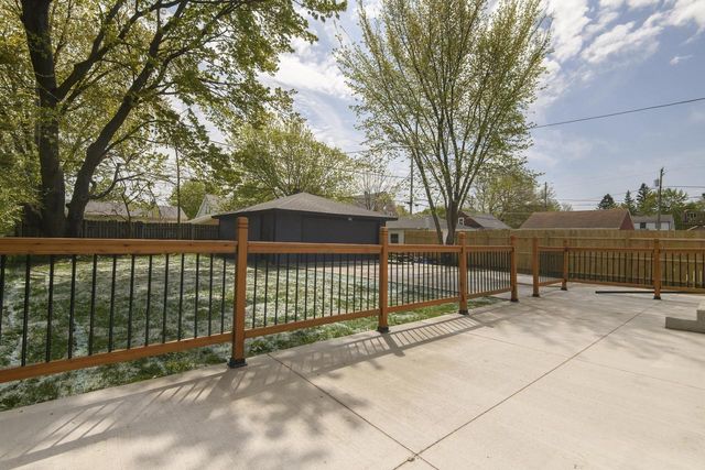 5042 19th PLACE, Milwaukee, WI 53209