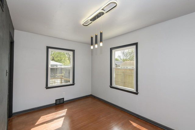 5042 19th PLACE, Milwaukee, WI 53209