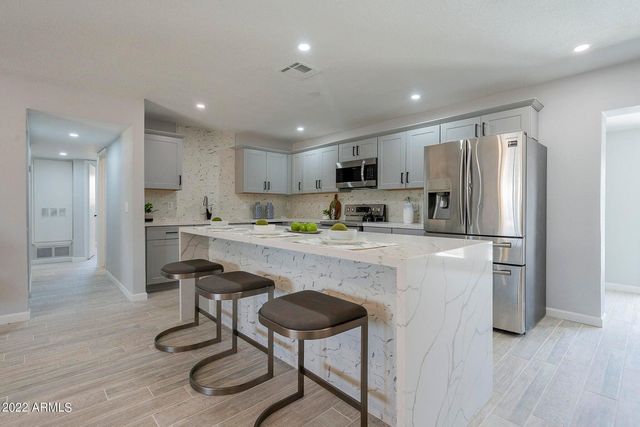7055 E Willetta Street, Scottsdale, AZ 85257