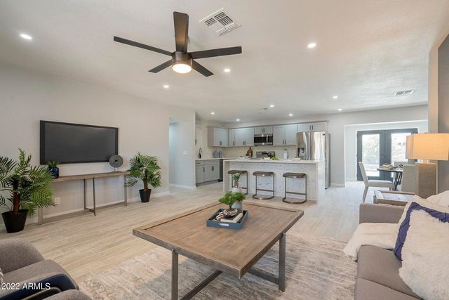 7055 E Willetta Street, Scottsdale, AZ 85257