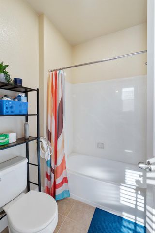 907 Farm House Ln, Rocklin, CA 95765