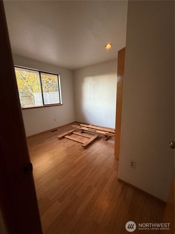 2024 SE 8 Drive, Renton, WA 98055