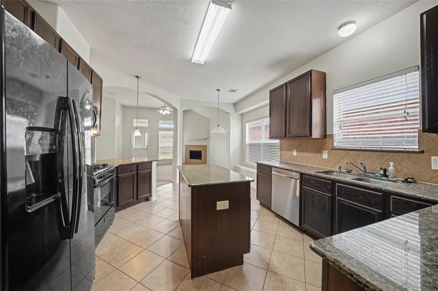 10035 Arcadian Springs Lane, Tomball, TX 77375