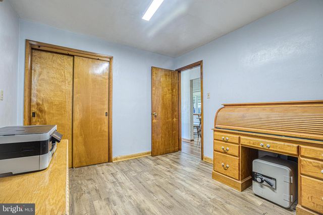 321 E GLENN RD, Hershey, PA 17033