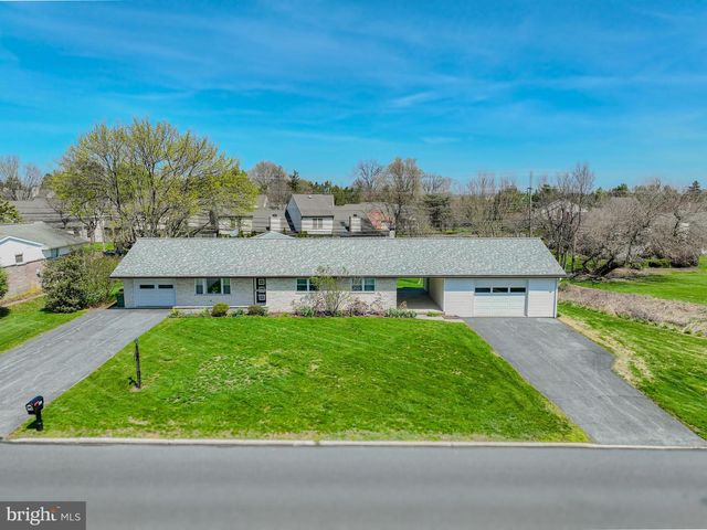 321 E GLENN RD, Hershey, PA 17033