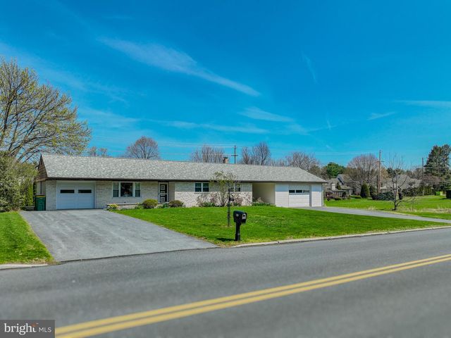 321 E GLENN RD, Hershey, PA 17033