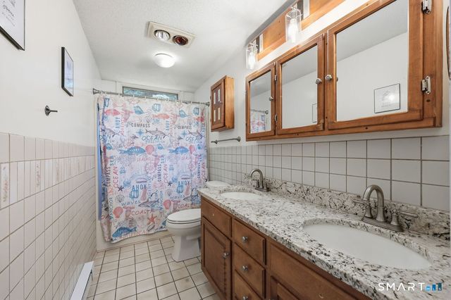 21 Woodside Drive, Farmington, CT 06085