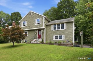 21 Woodside Drive, Farmington, CT 06085