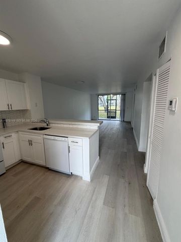 8730 N Sherman Cir 106, Miramar, FL 33025