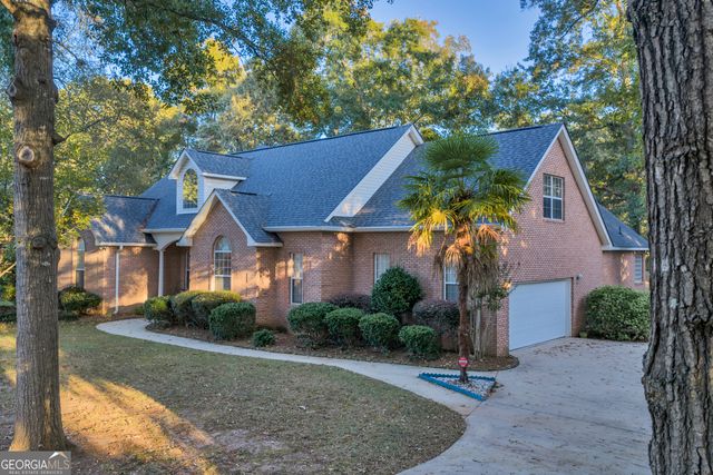 112 Scotsburg Drive, Warner Robins, GA 31088