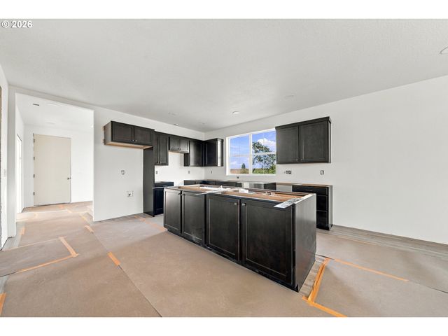 10711 Sw Robinson Rd, Hillsboro, OR 97123