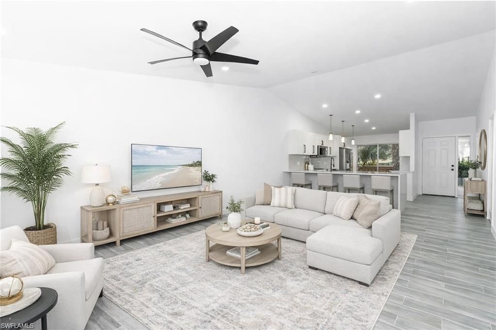 6499 Royal Woods DR, Fort Myers, FL 33908