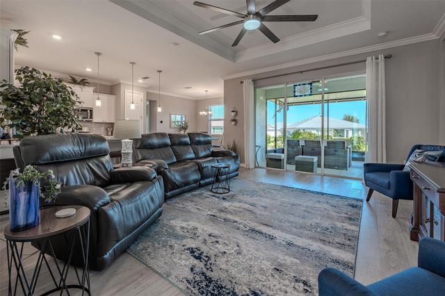 10517 SW 90TH STREET ROAD, Ocala, FL 34481