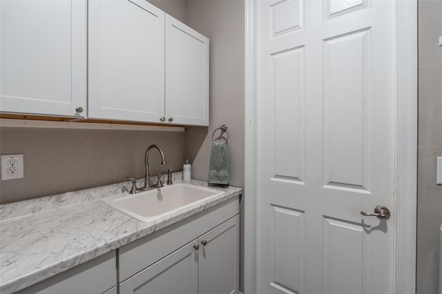 10517 SW 90TH STREET ROAD, Ocala, FL 34481