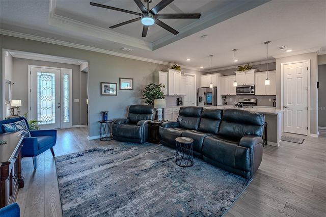 10517 SW 90TH STREET ROAD, Ocala, FL 34481