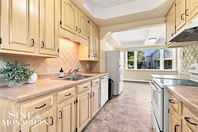 500 S 4th Street, St Clair, MI 48079