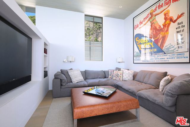 23956 MALIBU Road, Malibu, CA 90265