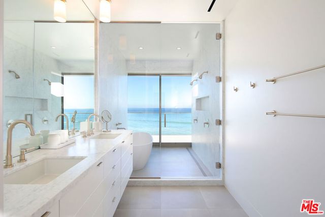 23956 MALIBU Road, Malibu, CA 90265